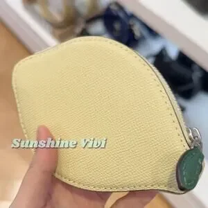 小物 COACH Charm Coin Purse Signature Lemon 小物 COACH Charm Coin Purse Signature Lemon COACH® Outlet